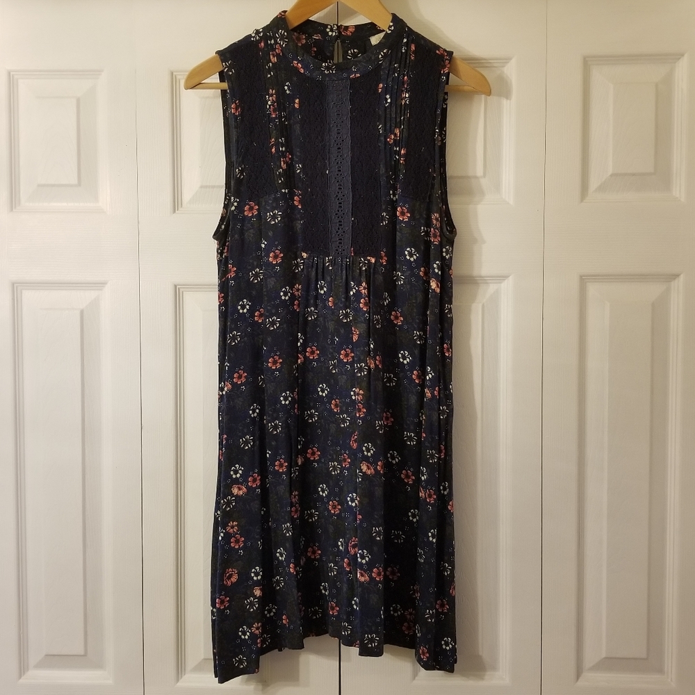 hinge Dress, Size Small, Navy w/ Floral Pattern